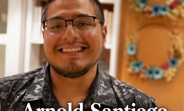 Arnold Santiago Biography